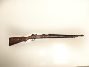 Lot 742: 1944 Steyr K98 #3950 EU Deac
