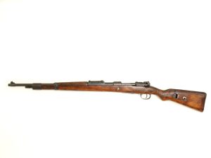 Lot 738: 1944 Mauser K98 6379L EU Deac